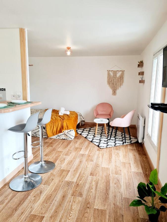 Le Petit Charmeur, Parking, Wifi, Gare Apartment Flers  Exterior photo
